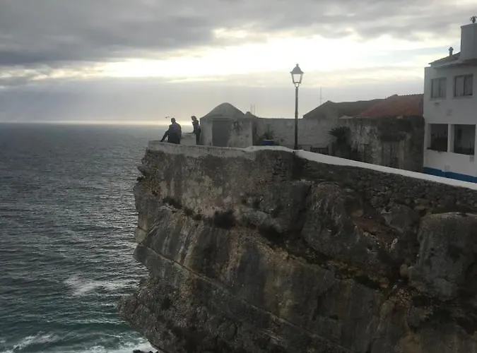 O Sitio Do Mundo - Novo Na * נאזרה